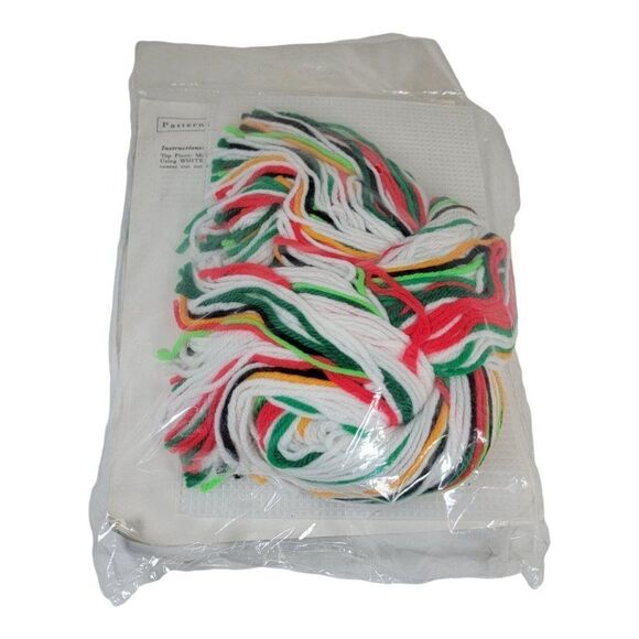 Vtg Needlecraft Poinsettia Tissue Box Cover plastic canvas w91-776 NEW Complete - Picture 3 of 3